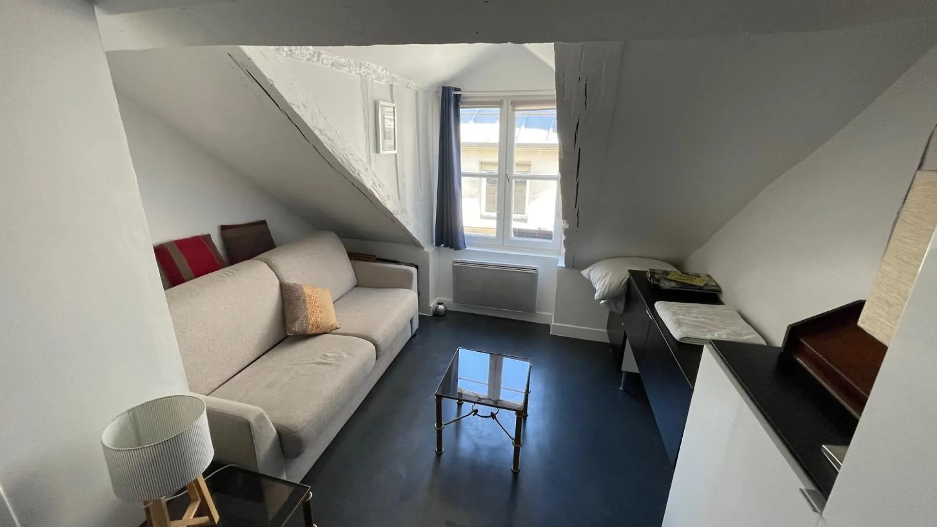 Petit Paris Apartment